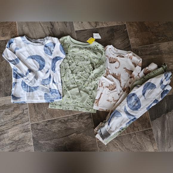 Toddler pj bundle - Picture 10 of 16